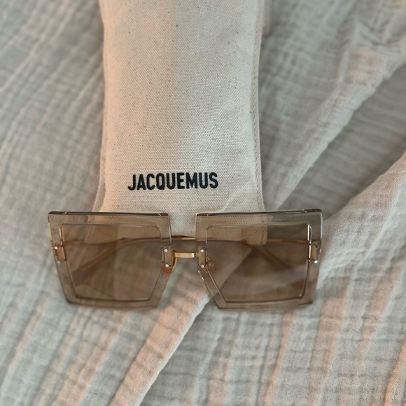 Jacquemus Gold and Brown Square Sunglasses - Picture 1 of 3